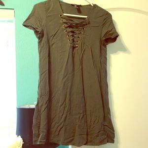 Army green tunic top shirt sleeve